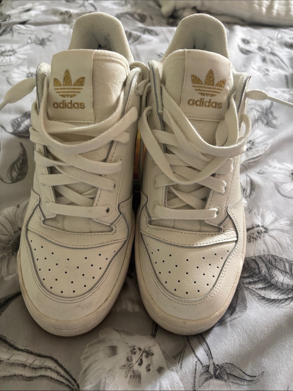 adidas Cream and Gold Low-Top Sneakers